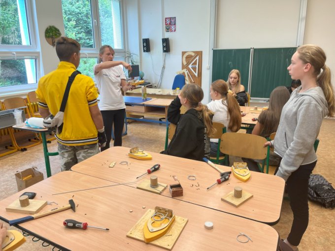 Dvě hodiny s ÚDiF aneb HAUSER Science Day